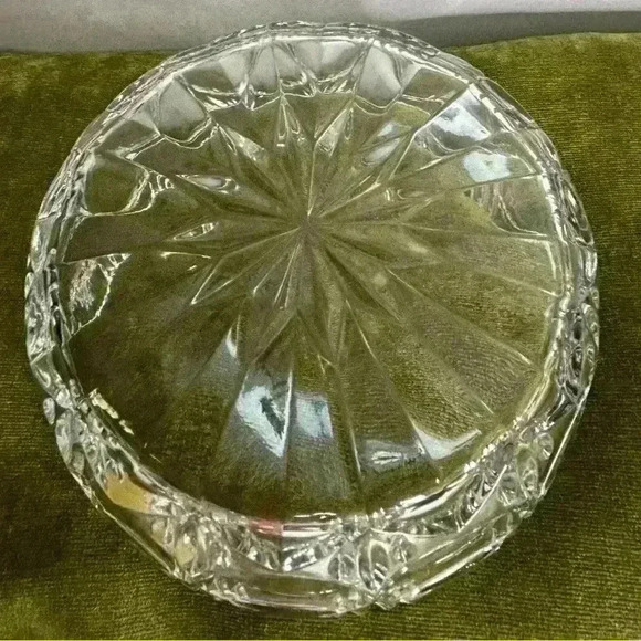 Beyer Bleikristall 24% Lead Cut‎ Crystal 6.75 in Holiday Nut / Candy Dish Bowl - Picture 7 of 7